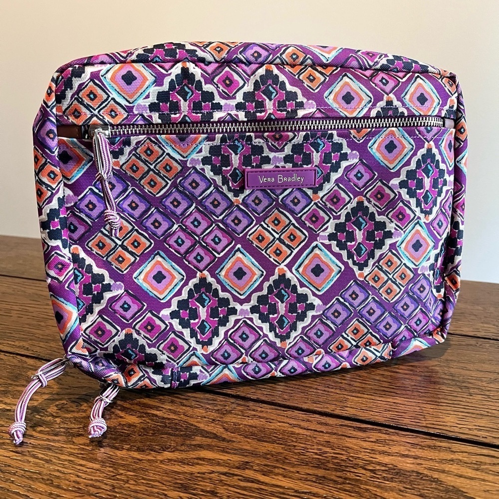 VERA BRADLEY Lighten Up Seat Back Organizer in Dream Diamonds - Retired pattern